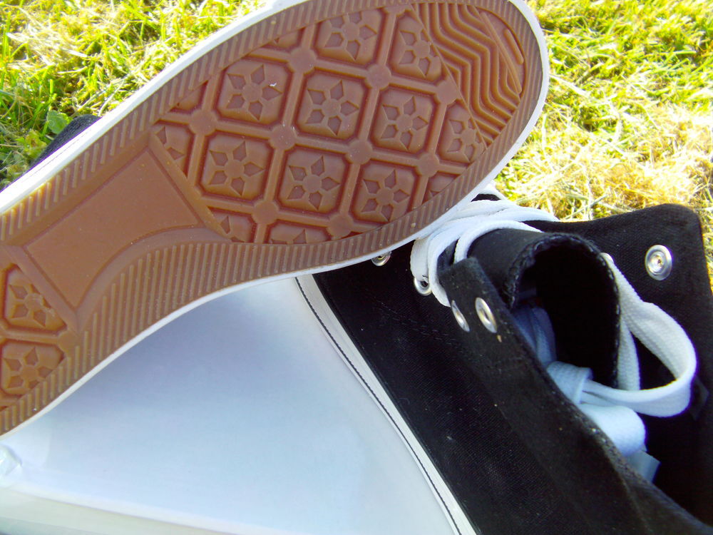 Tennis montantes noire pointure 37 Chaussures
