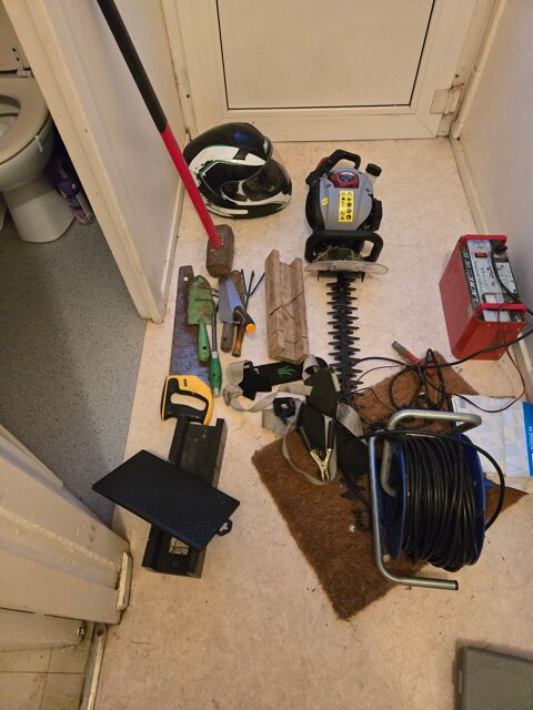 mat�riel �lectrique etc 1 Connerr� (72)