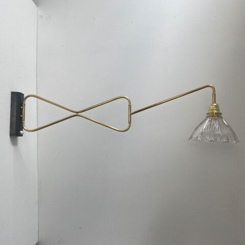 ANCIENNE LAMPE POTENCE LAITON ET VERRE PRISMATIQUE XXL 
580 Montreuil (93)