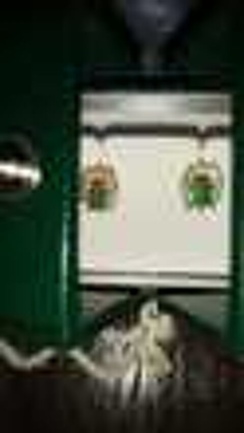 Boucles d'oreilles tout or jaune 18 Carats Neuves Jamais por Bijoux et montres