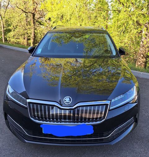 Skoda Superb Combi 1.4 TSI PHEV 218 ch DSG6 Business 2021 occasion Ternay 69360