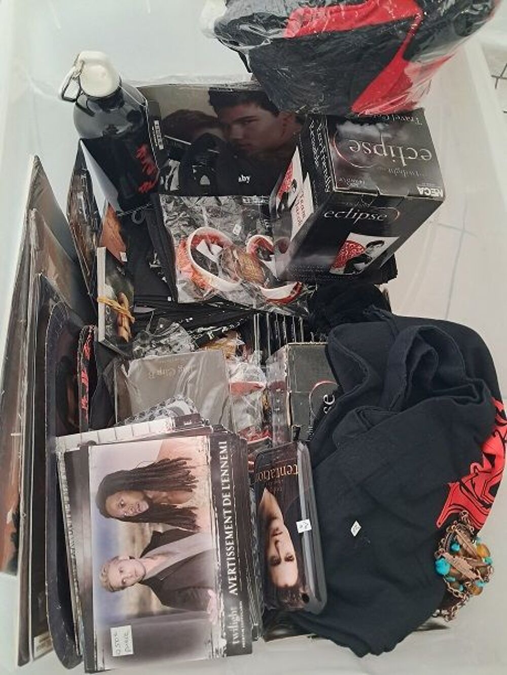 Blind Lot "Twilight" film cin&eacute; s&eacute;rie TV goodies cullen loup 