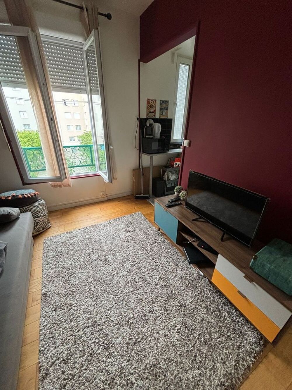 Meuble TV - Panneau - Pied en bois Meubles