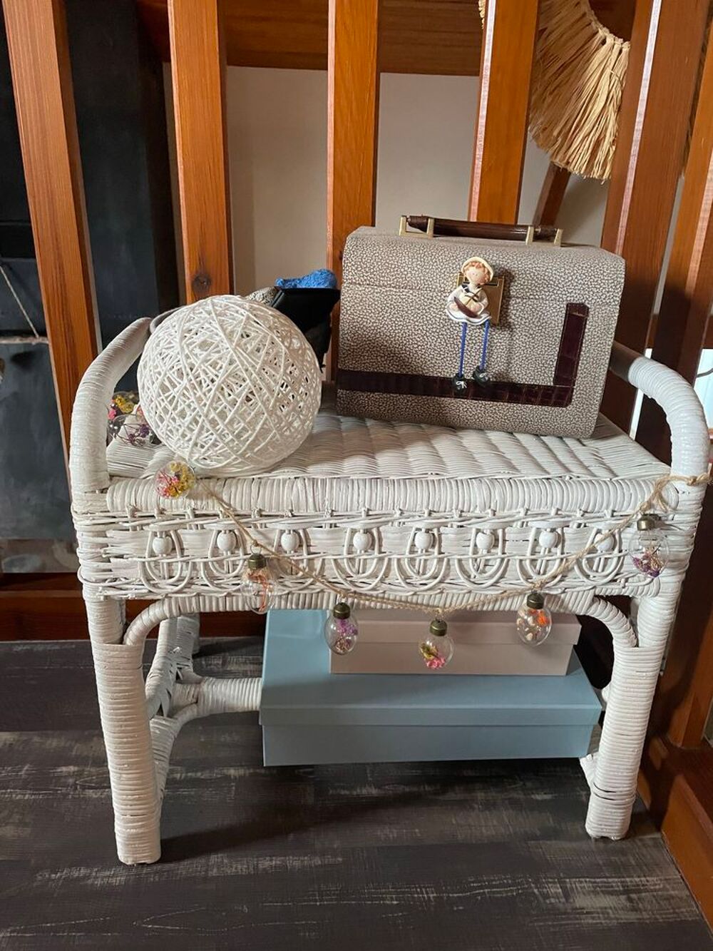 coiffeuse en osier blanc Meubles