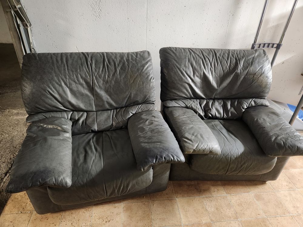 2 fauteuils cuir Meubles