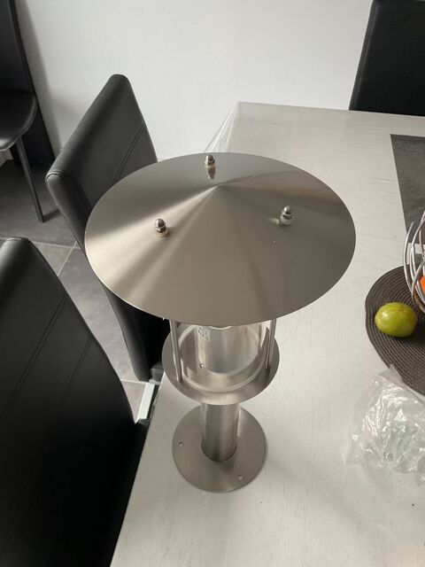 Luminaire extérieur sur pied 15 Le Plessis-Grammoire (49)
