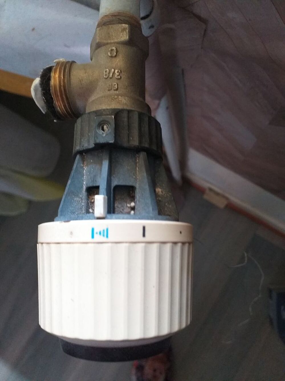 Thermostats marque danfoss pour radiateurs fioul Bricolage