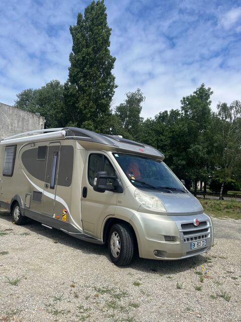 B&Uuml;RSTNER Camping car 2011 occasion Challans 85300