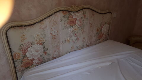 Bois de lit + bergerie + coiffeuse   Emporter  Biot 06410 0 Biot (06)