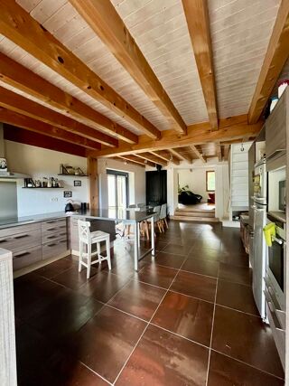  Maison  vendre 6 pices 182 m