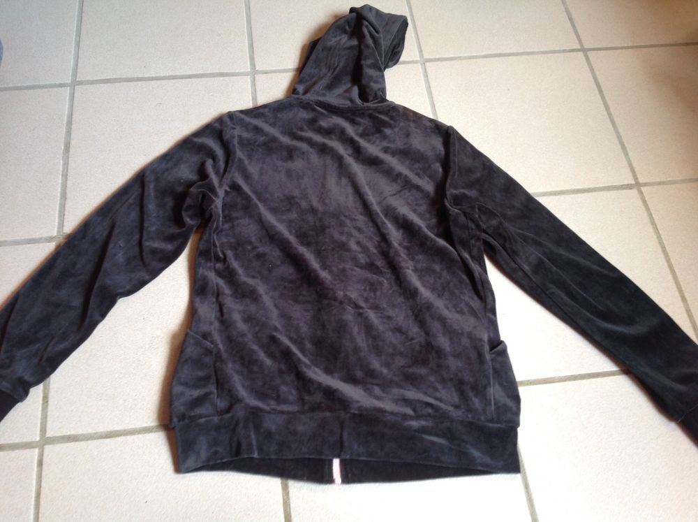 SWEAT A CAPUCHE ADIDAS NEO TAILLE L Envoi Possible
Vêtements