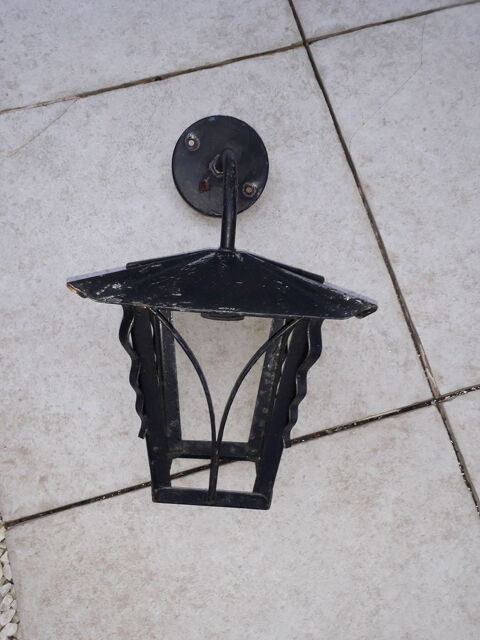 Lanterne ext�rieure � r�nover 5 Mitry-Mory (77)