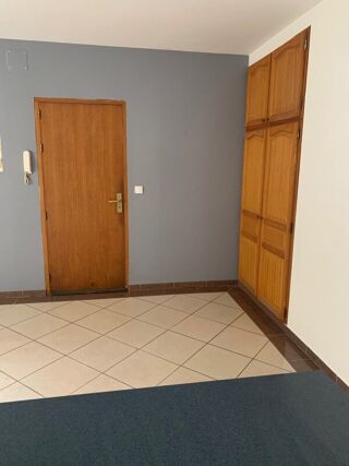  Appartement à louer 2 pièces 43 m²