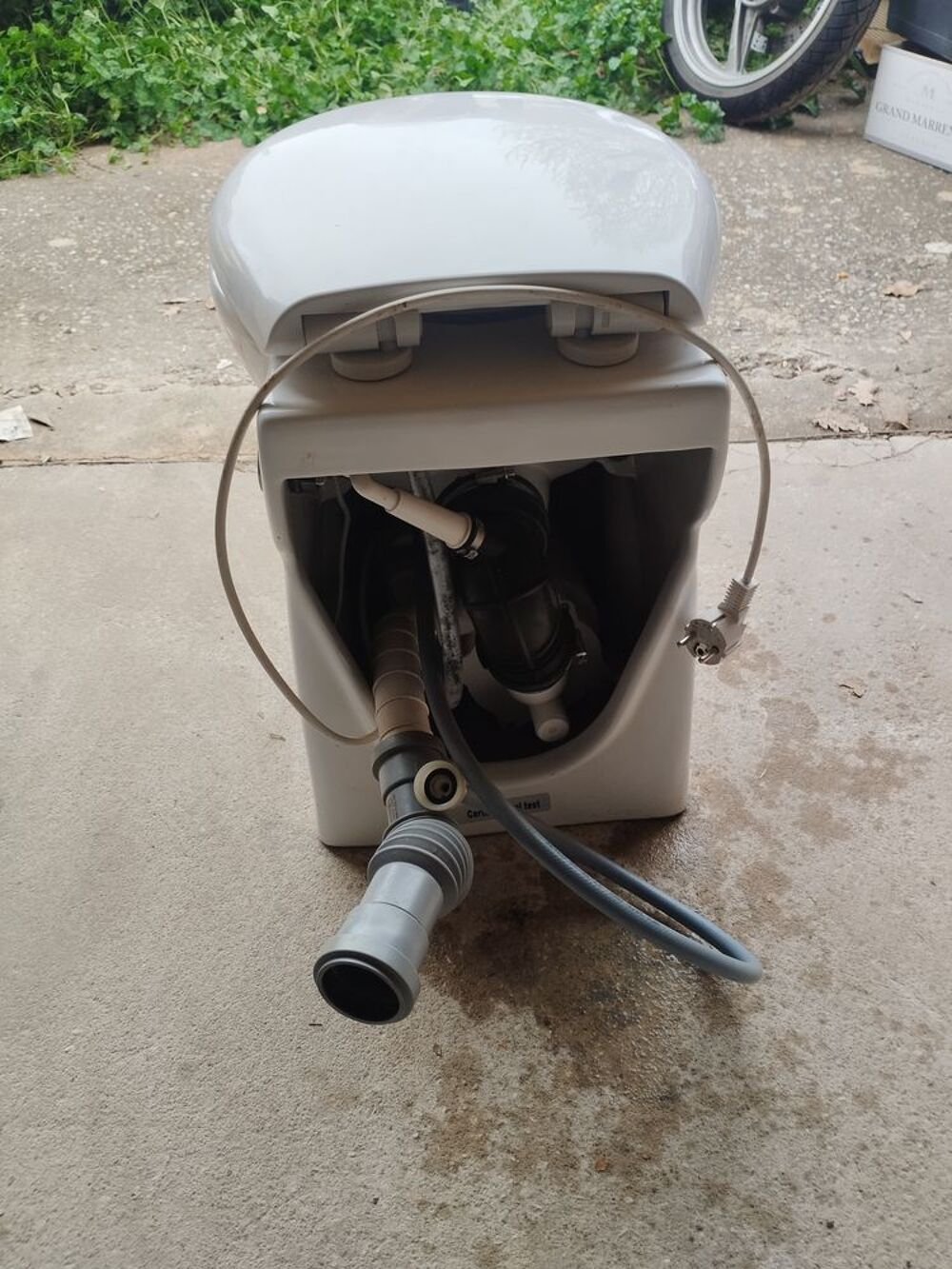 WC broyeur Electroménager
