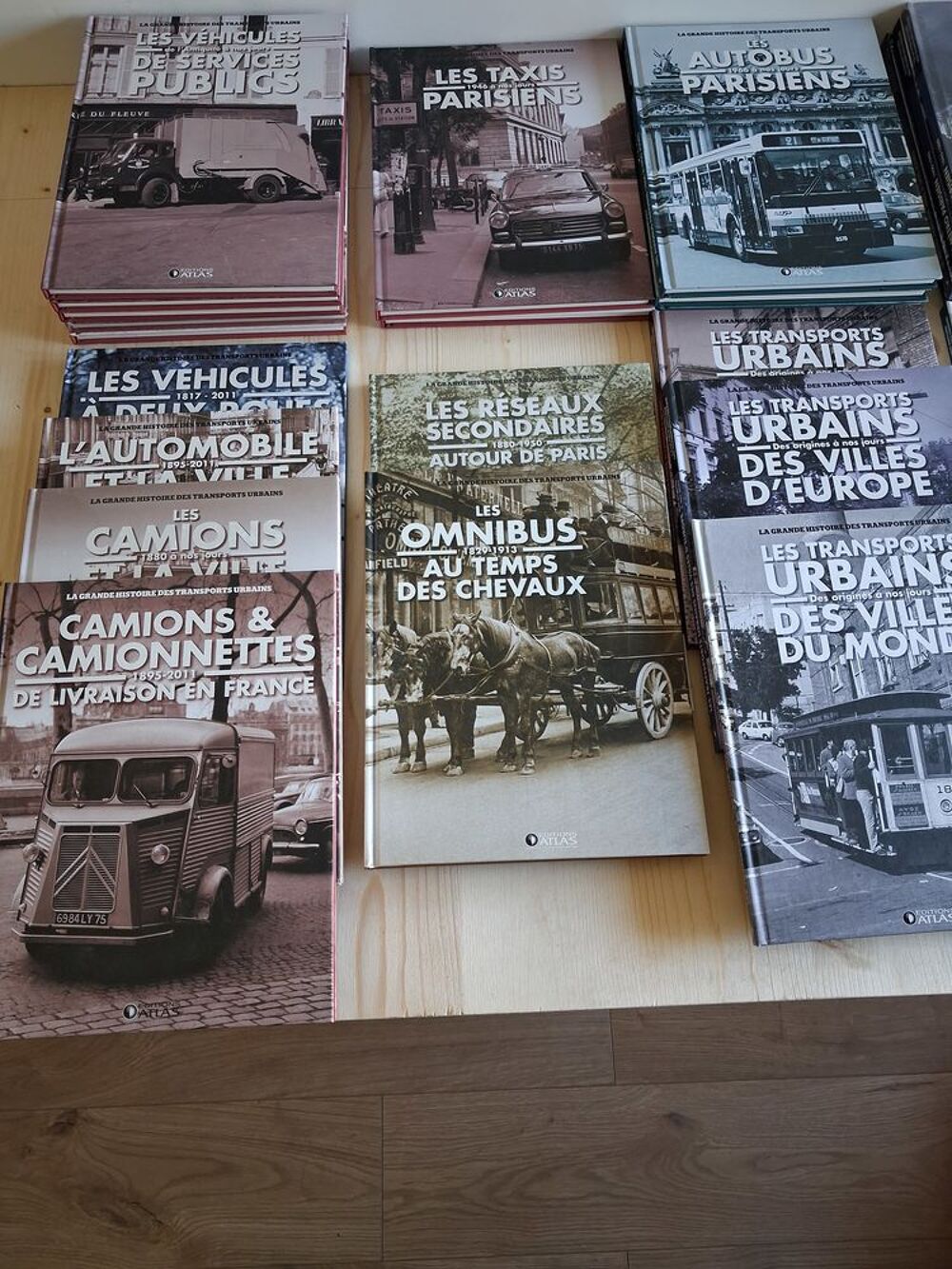 Livre d'histoire des transports urbains- ATLAS Livres et BD