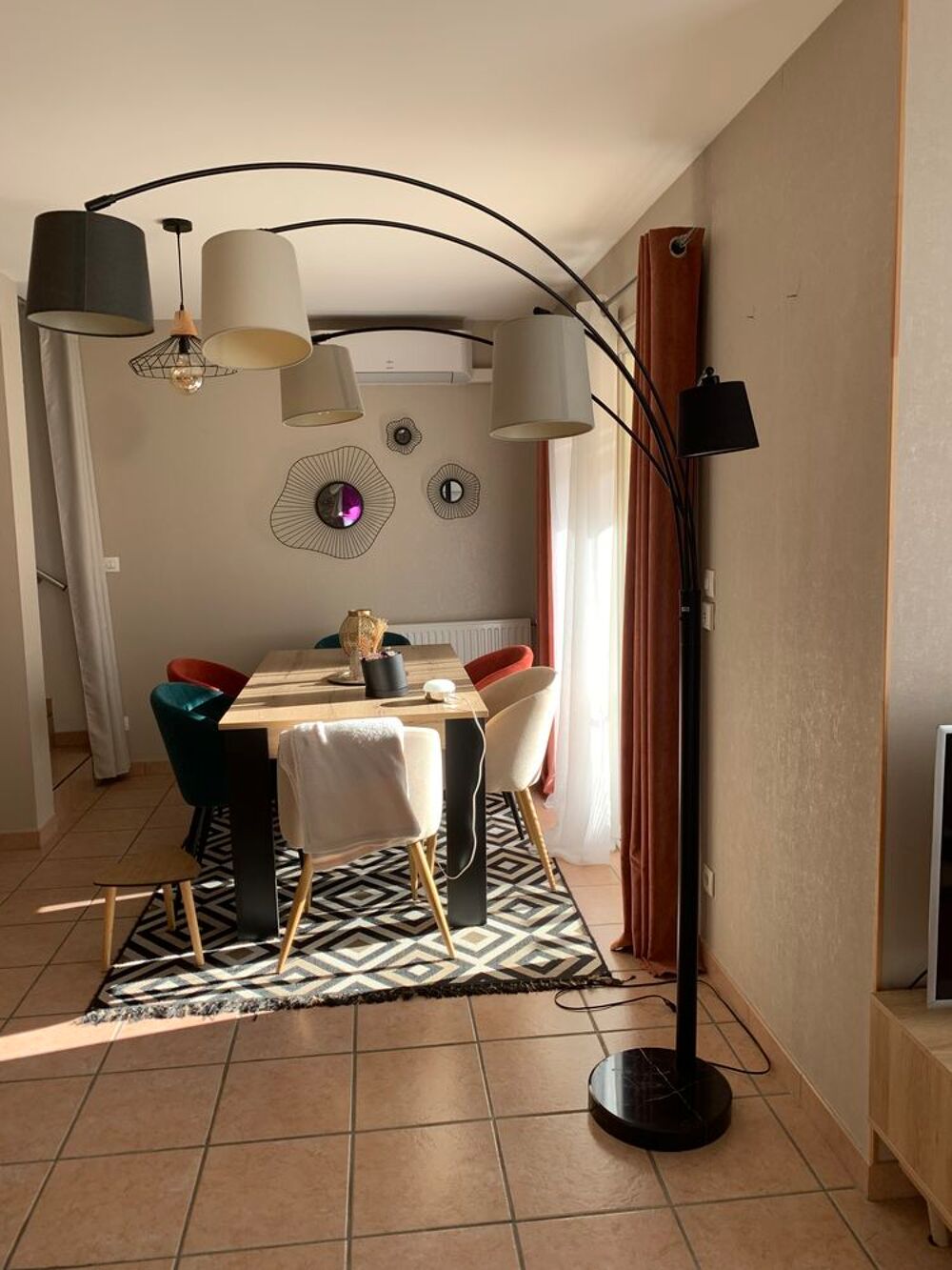 Luminaire sur pied Meubles