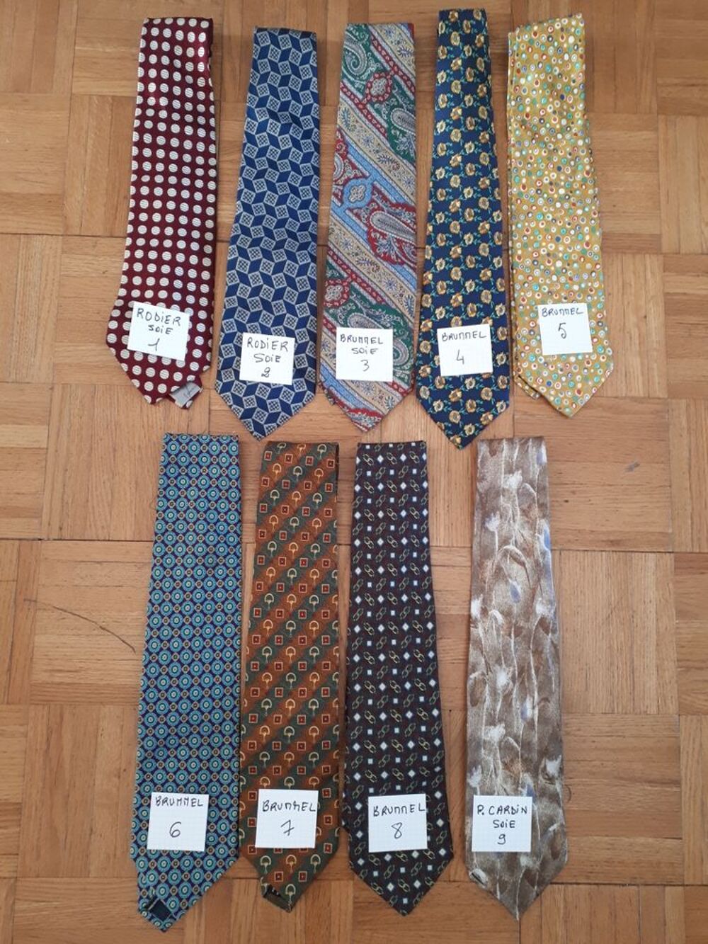 Lot 25 cravates - marques diverses Vtements