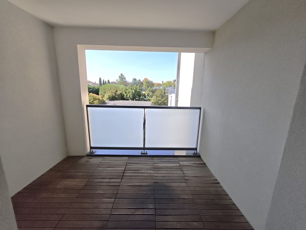 Vente Appartement T2 calme et sans vis à vis (sur cour) avec Loggia et Cave - Quartier Montchat - Rénové - Proche Place Ronde Lyon 3
