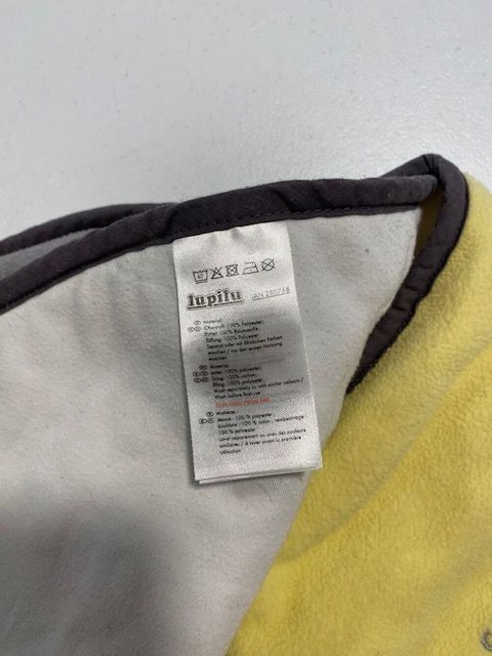 Polaire si&egrave;ge auto Lupilu &agrave; Montauban Pu�riculture