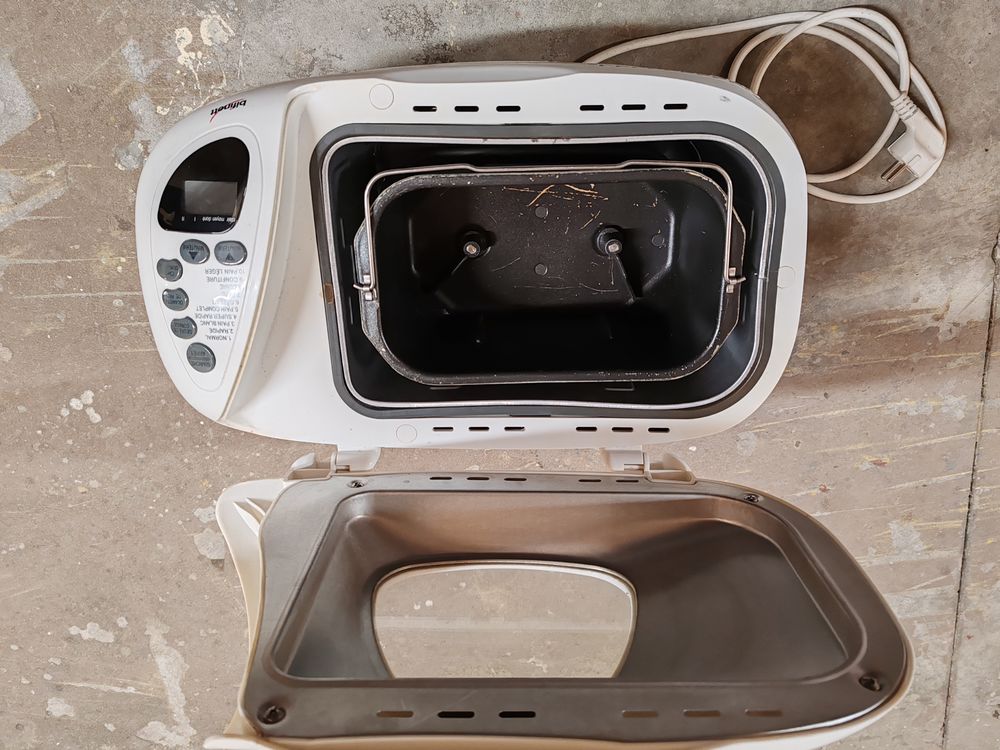 Machine &agrave; Pain, courroies remplac&eacute;es Electroménager