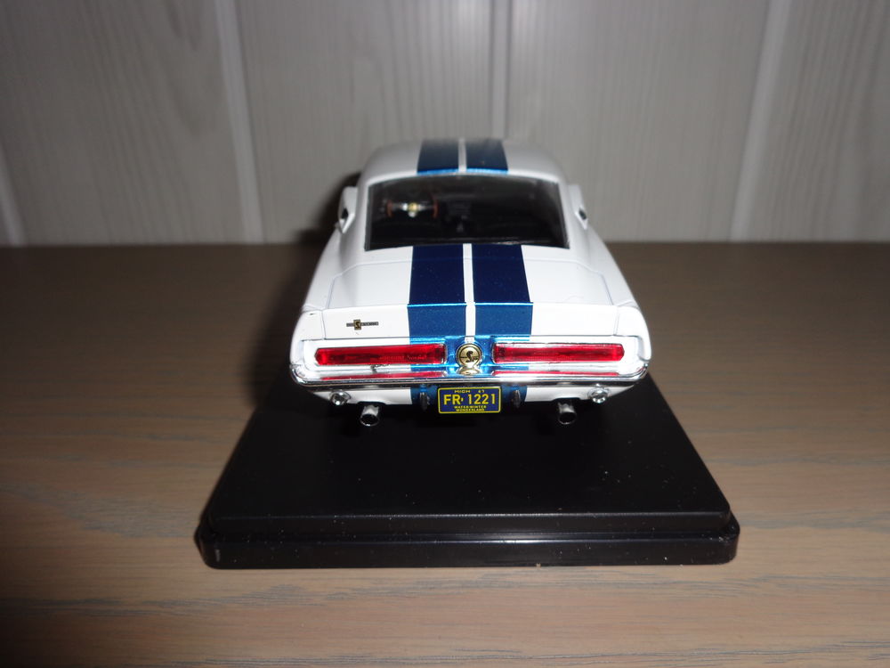 Ford mustang shelby gt 500 ( 1967 ) 1/24 NEUF 