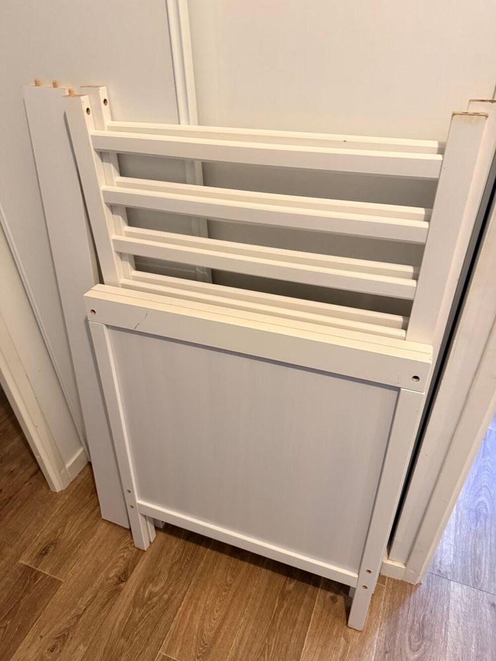 Lit b&eacute;b&eacute; SUNDVIK de chez IKEA Mobilier enfants