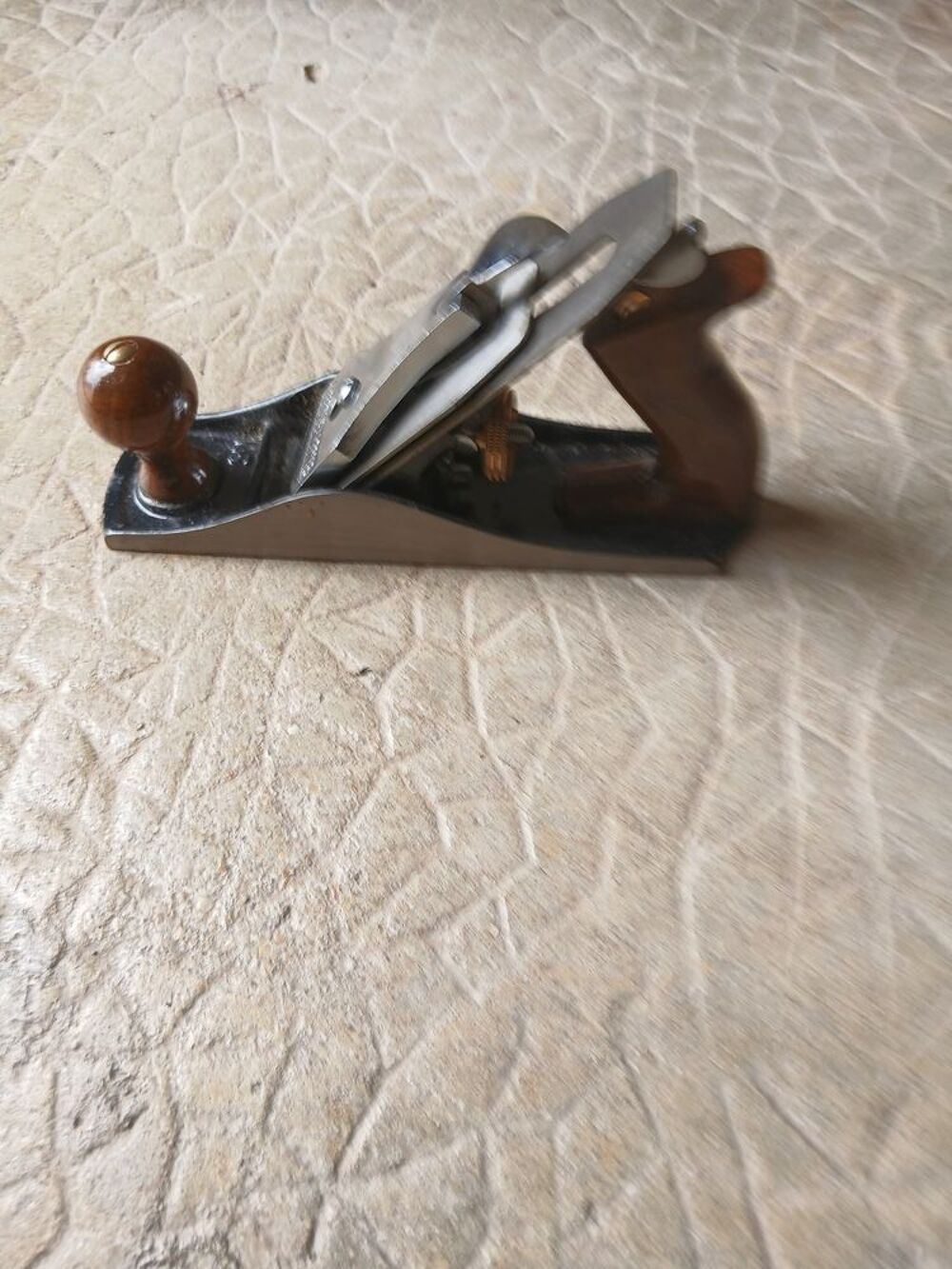 RABOT A MAIN Bricolage