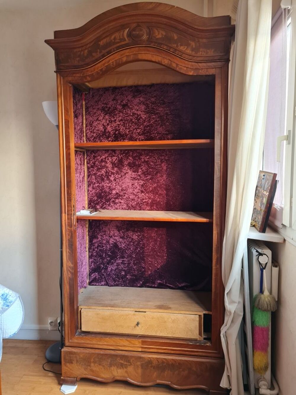d'un armoire en noyer de 1930 Meubles