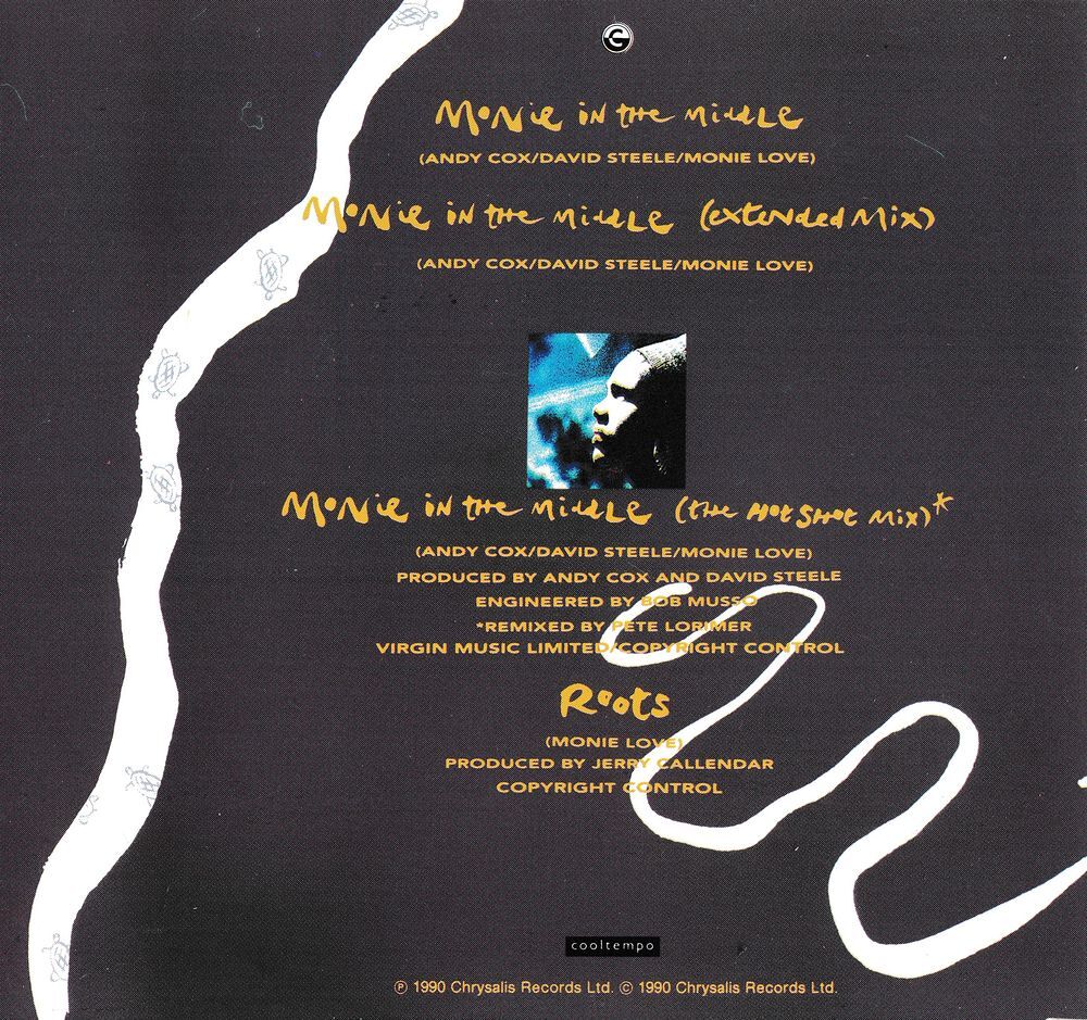 CD Monie Love - Monie In The Middle CD et vinyles
