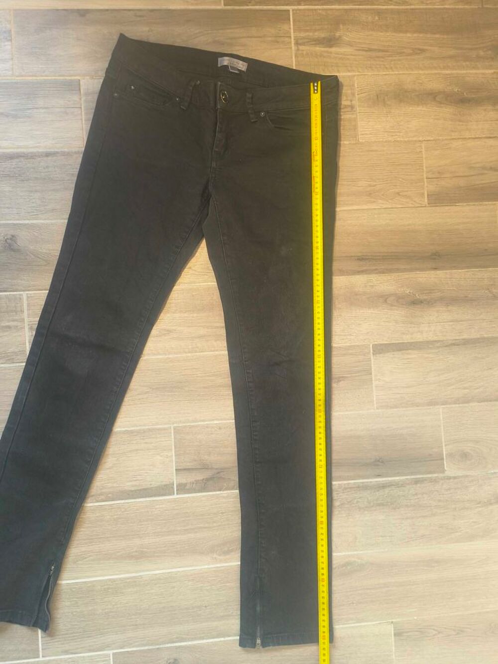 €‹Jean Noir Slim Zipp&eacute; aux Chevilles €" Pen&eacute;lope &amp; M&oacute;nica Cruz for MNG (Taille 40) Vêtements