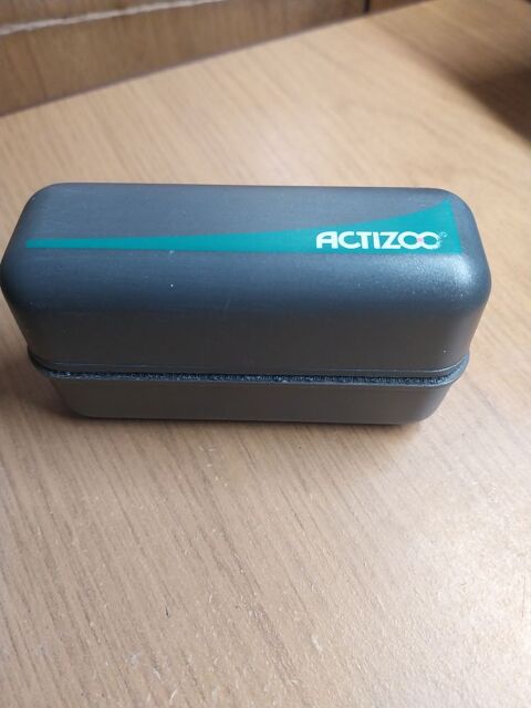 AIMANT FLOTTANT DE NETTOYAGE  NANOLIFE  M
12 06160 Juan les pins