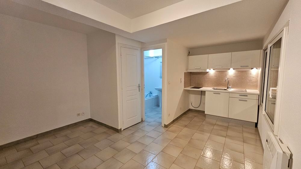 Location Appartement Studio Non Meublé Aix-en-provence