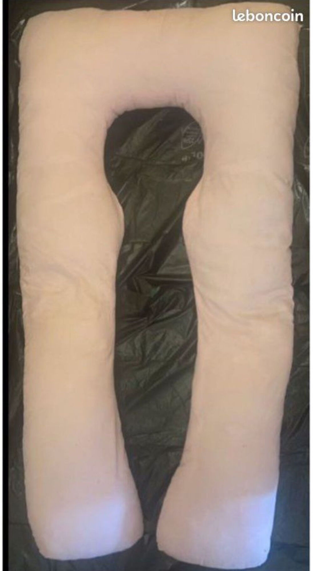 Coussin de grossesse rose neuf Puriculture