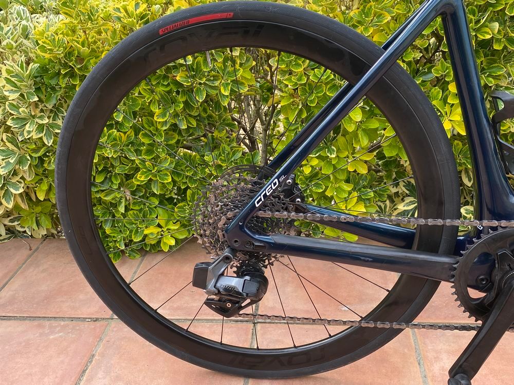sp&eacute;cialis&eacute; cr&eacute;o SL carbone + range extendeur. Vélos