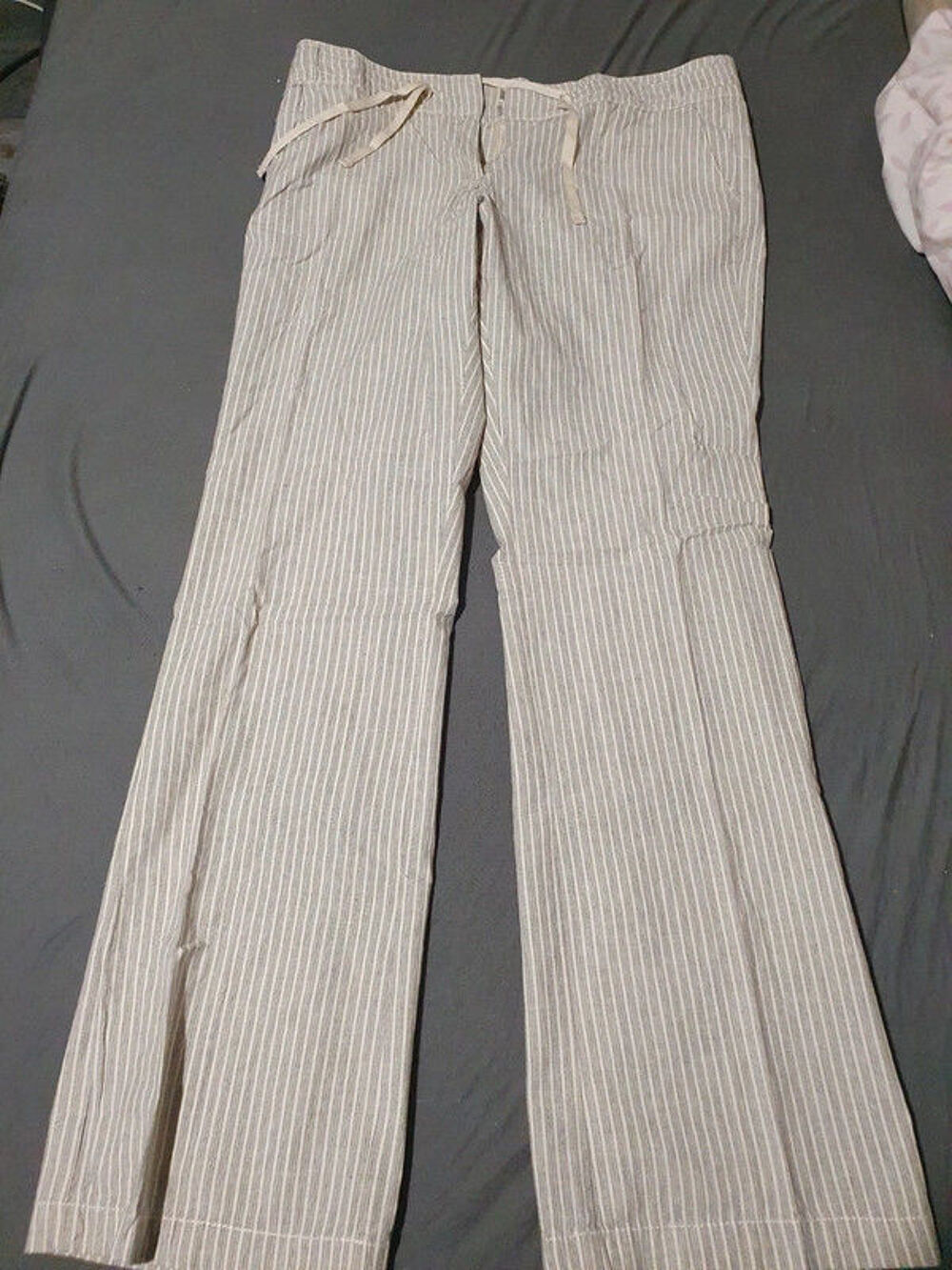 Pantalon gris cr&egrave;me - kiabi ? 44 Vêtements