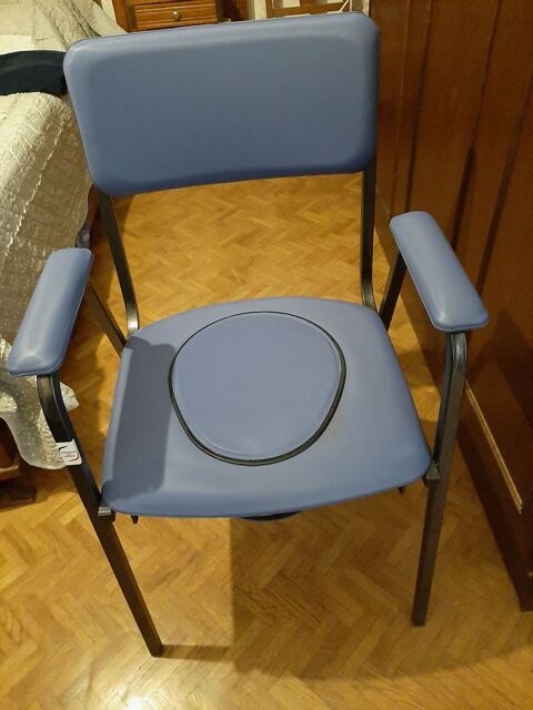 Gratuit chaise perc�e 0 Poussan (34)