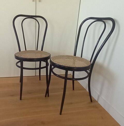 Chaises style bistrot métal cannées Mons-en-Pévèle (59)