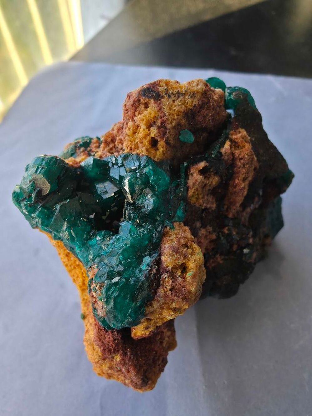 Min&eacute;ral de Collection Dioptase Brute sur Gangue-Katanga RDC 