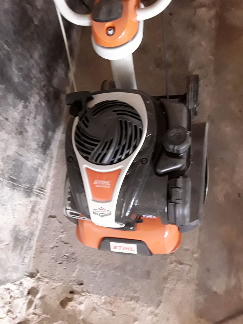 Moto bineuse Sthil Jardin