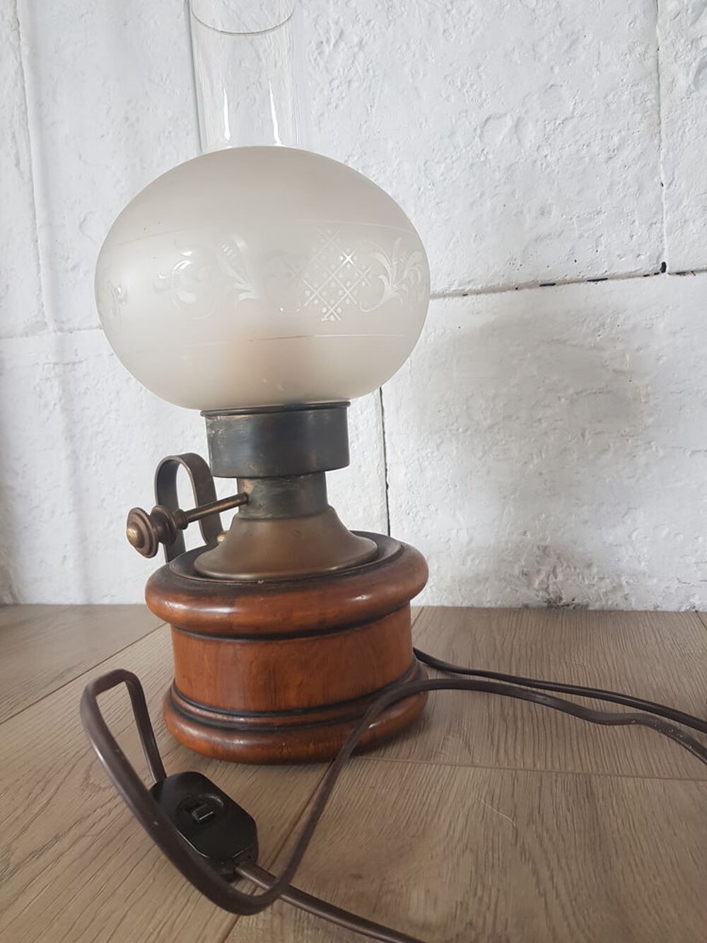 Lampe fa&ccedil;on lampe a p&eacute;trole Dcoration