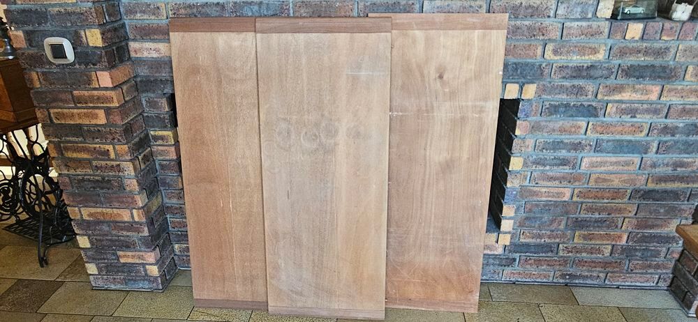 BELLE TABLE RONDE AVEC RALLONGES 12 pconvives Meubles