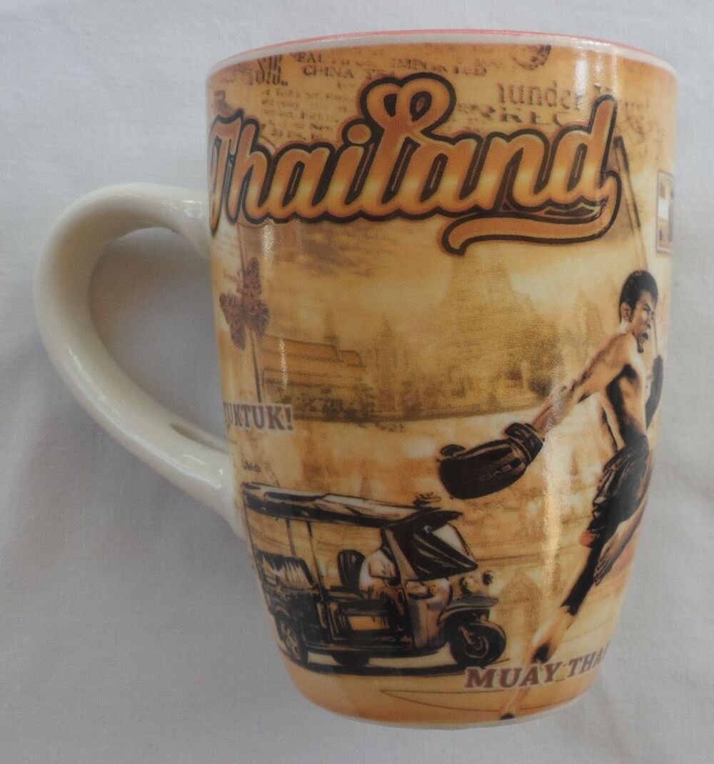 Mug-Tasse Thailand en c&eacute;ramique neuf finition tr&egrave;s soign&eacute;e
Cuisine