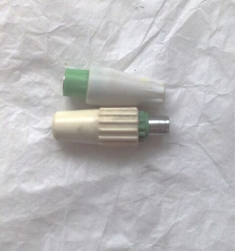 2 fiches coaxiales 1 Villeurbanne (69)