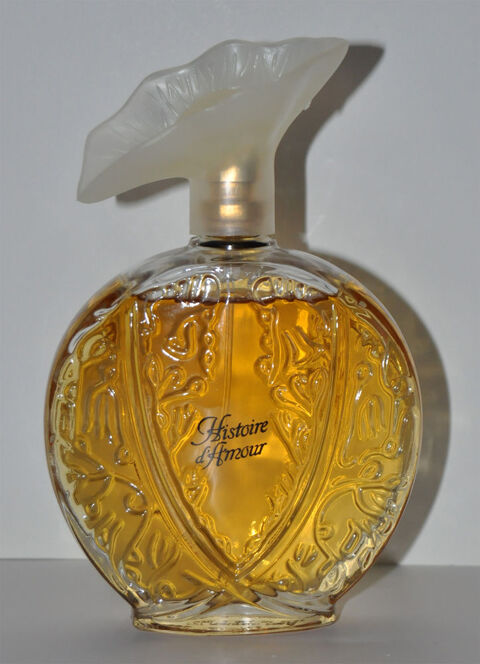 flacon spray 100 ml du parfum histoire d'amour d'Aubusson 80 Orlans (45)