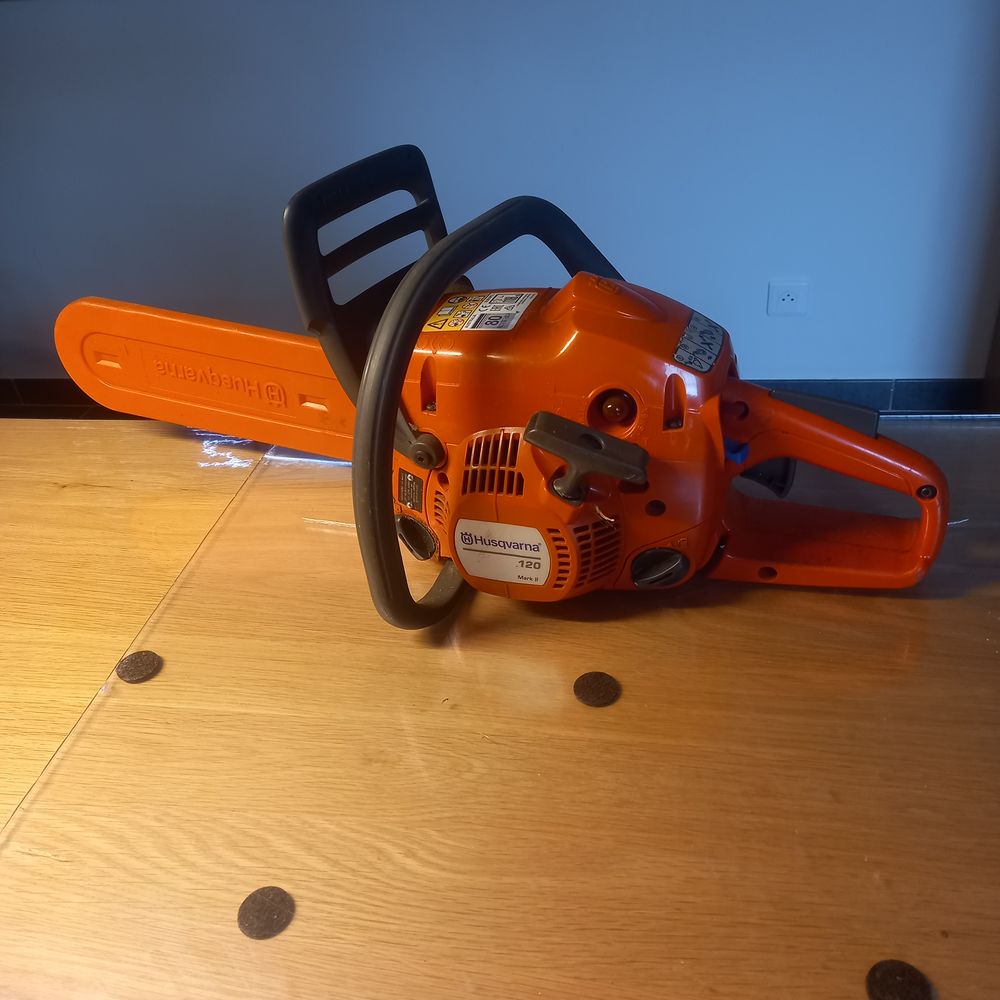 Tron&ccedil;onneuse HUSQVARNA 120 MARK II. Jardin