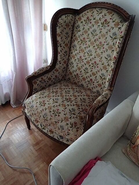 fauteuil à oreillettes XVIIIème 250 Paris 20 (75)
