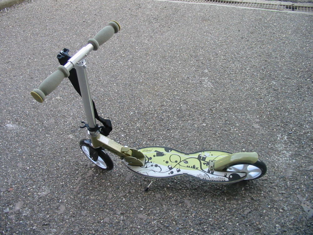 TROTINETTE Jeux / jouets