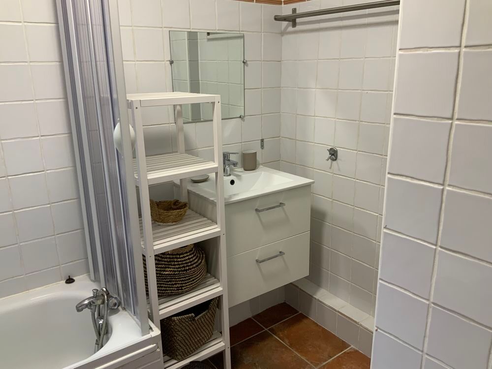 Location Appartement Part t2 meublé à l'année centre-ville Hyères (83400) Hyères