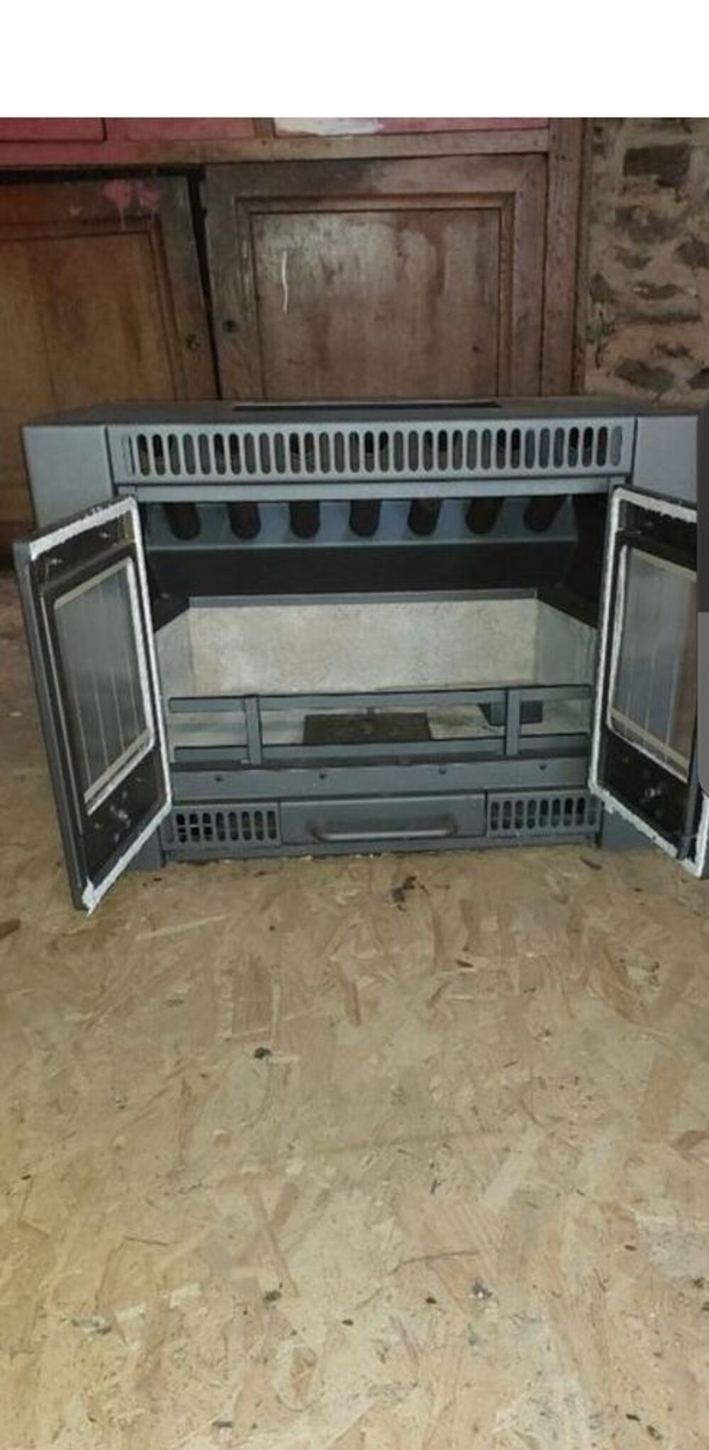  Insert &agrave; bois jamais servi Bricolage