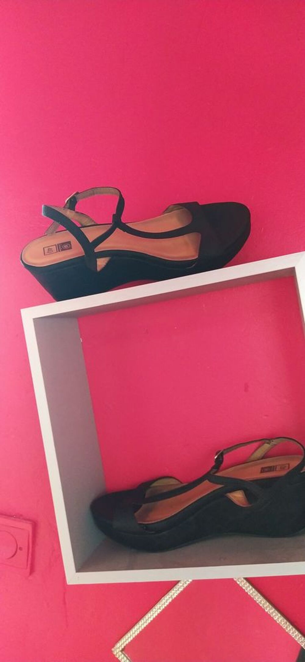 CHAUSSURES POUR FEMMES Chaussures